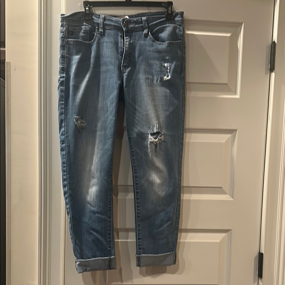 Kancan Distressed Blue Jeans cropped size 11